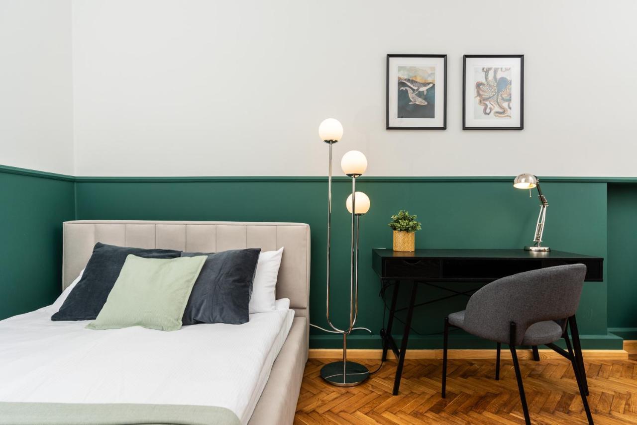 Classy Old Town Apartment - By Upstairs Krakow Ngoại thất bức ảnh