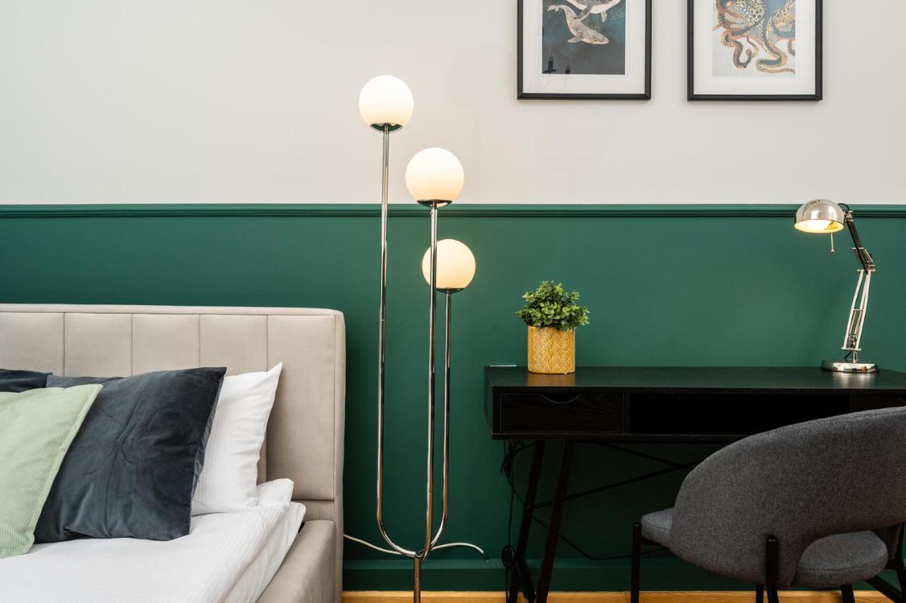 Classy Old Town Apartment - By Upstairs Krakow Ngoại thất bức ảnh