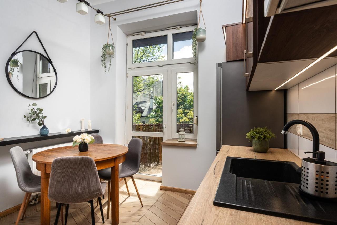 Classy Old Town Apartment - By Upstairs Krakow Ngoại thất bức ảnh